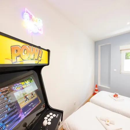 Arkade - Gaming Proche Gare Daire *